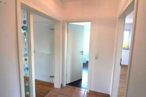 4 Zi.- Whg. 106m² - Einbauküche - Terrasse - 2 TG Stellplätze auf Wunsch – Röttgensweg  13a, 51107 Rath/Heumar, Köln – Vorschaubild 16