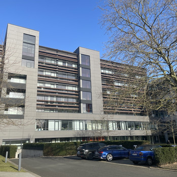 Büro mit großer Terrasse / provisionsfrei