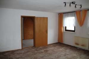 IMMOBILIE MIT POTENTIAL - 2-3-FAMILIEN-RH IN ELSTERBERG - PROV.-FREI – Die vollständige Adresse der Immobilie erhältst du vom Anbieter., 7985 Elsterberg – Vorschaubild 18