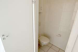 Attraktive 4 1/2-Zimmer-Wohnung in Düsseldorf-Düsseltal  – Die vollständige Adresse der Immobilie erhältst du vom Anbieter., 40237 Düsseltal, Düsseldorf – Vorschaubild 11