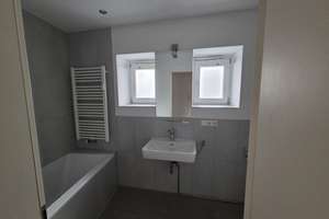 Attraktive 2-Zimmer Wohnung im 2. OG mit Balkon in Regensburg-Innenstadt – Die vollständige Adresse der Immobilie erhältst du vom Anbieter., 93047 Innenstadt, Regensburg – Vorschaubild 14