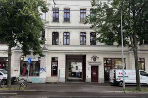 Charmante 2-Zimmer Wohnung mit Entwicklungspotenzial