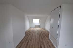 Reihenendhaus mit Garage in München-Pasing zu vermieten – München – Vorschaubild 2