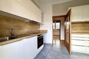 *** Großzügiger Altbau-Charme in S-Bad Cannstatt mit 4,5 Zimmern & Balkon *** – Die vollständige Adresse der Immobilie erhältst du vom Anbieter., 70374 Seelberg, Stuttgart – Vorschaubild 10