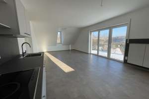 Exklusive und ruhige 3,5-Zimmer-Neubauwohnung KFW 55 Standard mit Balkon und Einbauküche