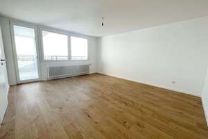 Frisch renovierte, großzügige 3-Zimmer-Wohnung mit herrlichem Blick über ganz Augsburg! – Heckenrosenweg 11, 86156 Bärenkeller, Augsburg – Vorschaubild 3