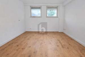 ERSTBEZUG NACH KERNSANIERUNG, AUCH ALS 2ER WG  – Die vollständige Adresse der Immobilie erhältst du vom Anbieter., 70437 Freiberg, Stuttgart – Vorschaubild 4