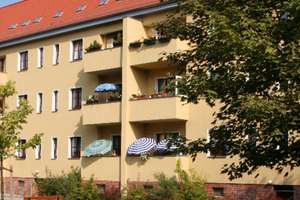 Lichtdurchflutete 3-Zimmer Wohnung in der Curiesiedlung mit Tiefgarage und Gartenblick