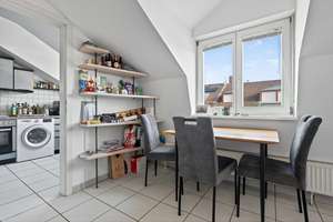 Außergewöhnliche 2,5-Zimmer-Dachgeschosswohnung in der beliebten Südweststadt – Die vollständige Adresse der Immobilie erhältst du vom Anbieter., 76133 Südweststadt, Karlsruhe – Vorschaubild 4