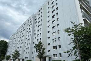 Zuhause ankommen – gemütliche Wohnung mit Aufzug und Balkon! – Ahrenshooper Straße 14, 13051 Neu-Hohenschönhausen, Berlin – Vorschaubild 9