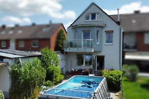 Provisionsfrei - Zweifamilienhaus – Reihenendhaus mit großzügigem Platzangebot – Die vollständige Adresse der Immobilie erhältst du vom Anbieter., 46236 Batenbrock, Bottrop – Vorschaubild 2