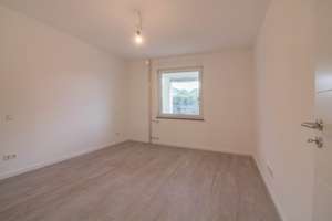 EG-Wohnung mit Terrasse, kleinem Garten und EBK – Louise-Schroeder-Straße 10, 30627 Misburg-Nord, Hannover – Vorschaubild 5