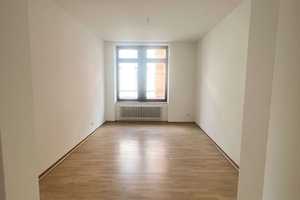 *Frisch gestrichene 1 Zimmer-Wohnung mit Küchenzeile in zentraler Lage* – Wiesbaden – Vorschaubild 1