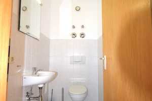 Charmante 3-Zimmer-Maisonettewohnung mit Terrasse und großzügiger Raumhöhe – Stuttgart – Vorschaubild 11