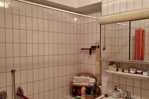 Helle 3-Zi.-Wohnung in Koblenz-Süd mit Balkon,  Aufzug & Stellplatz – Die vollständige Adresse der Immobilie erhältst du vom Anbieter., 56068 Süd, Koblenz – Vorschaubild 8