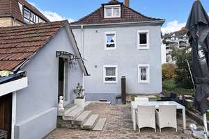 Charmantes Zweifamilienhaus mit vielseitigen Nutzungsmöglichkeiten – Die vollständige Adresse der Immobilie erhältst du vom Anbieter., 70469 Feuerbacher Tal, Stuttgart – Vorschaubild 2