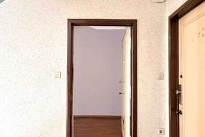 Bezugsfreie 2 Zimmer Wohnung mit zwei Stellplätzen in ruhiger grüner Wohnlage von Charlottenburg – Die vollständige Adresse der Immobilie erhältst du vom Anbieter., 10589 Charlottenburg, Berlin – Vorschaubild 3