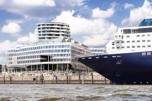 Luxuriöse Wohnung mit einem traumhaften Blick auf den breitesten Punkt der Elbe