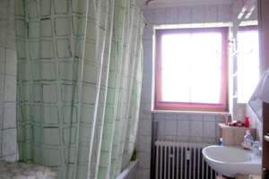 Zweifamilienhaus mit großen 4 1/2-Zimmer-Wohnungen in zentrumsnaher Lage von Mainburg – Die vollständige Adresse der Immobilie erhältst du vom Anbieter., 84048 Mainburg – Vorschaubild 12