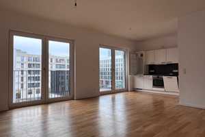 Große 2-Zimmerwohnung mit Balkon, Loggia und Einbauküche – Hedwig-Porschütz-Str. 13, 10557 Berlin – Vorschaubild 3