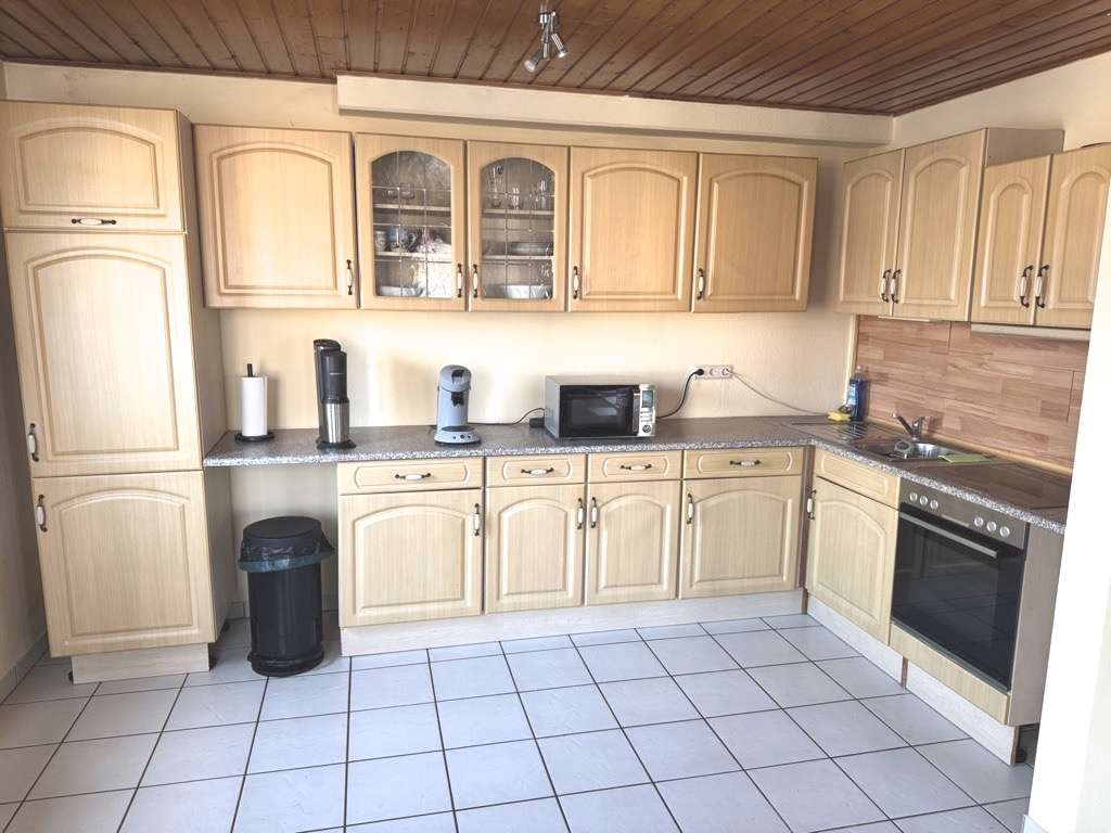 Immobilie in Osthofen - Wunderschöne 2 ZKB Wohnung mit Balkon und PKW- Stellplatz in 67574 Osthofen - Bild 4