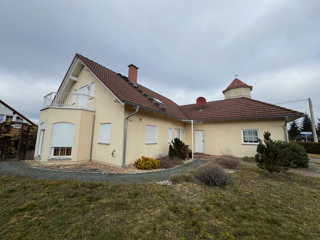 Immobilie in Großdubrau - Wulka Dubrawa - Ein-/Zweifamilienhaus am Wasserturm von Grossdubrau - Bild 2