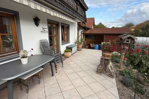 Großzügiges Zweifamilienhaus mit Traumgarten und Doppelgarage in Neuburg/Heinrichsheim – Die vollständige Adresse der Immobilie erhältst du vom Anbieter., 86633 Neuburg an der Donau – Vorschaubild 6