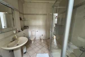 Citynah wohnen mit Stellplatz: Schöne 3,5-Zimmer-Altbauwohnung mit Balkon  – Hansestraße 92, 23558 Sankt Lorenz Süd, Lübeck – Vorschaubild 6