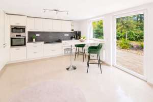 Exklusive Villa mit Pool und großzügigem Garten – Ihr privates Paradies in Remscheid – Die vollständige Adresse der Immobilie erhältst du vom Anbieter., 42855 Lüttringhausen West, Remscheid – Vorschaubild 13
