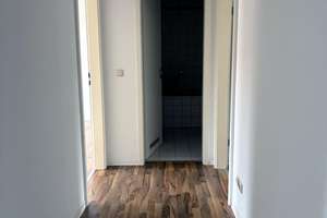 3 Zimmerwohnung in Magdeburg-Stadtfeld mit Balkon und PKW Stellplatz – 39108 Stadtfeld Ost, Magdeburg – Vorschaubild 11