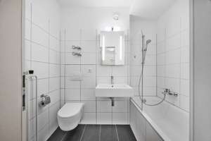 Schönes 1-Zi Apartment mit West-Terrasse - Leopoldstraße - ruhig ins Grüne ausgerichtet – Leopoldstraße 253, 80807 Milbertshofen, München – Vorschaubild 3