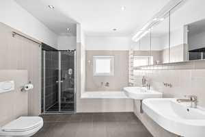 Bestlage: Architektenvilla im 
Bauhausstil mit 5 TG-Plätzen! – Regensburg – Vorschaubild 22