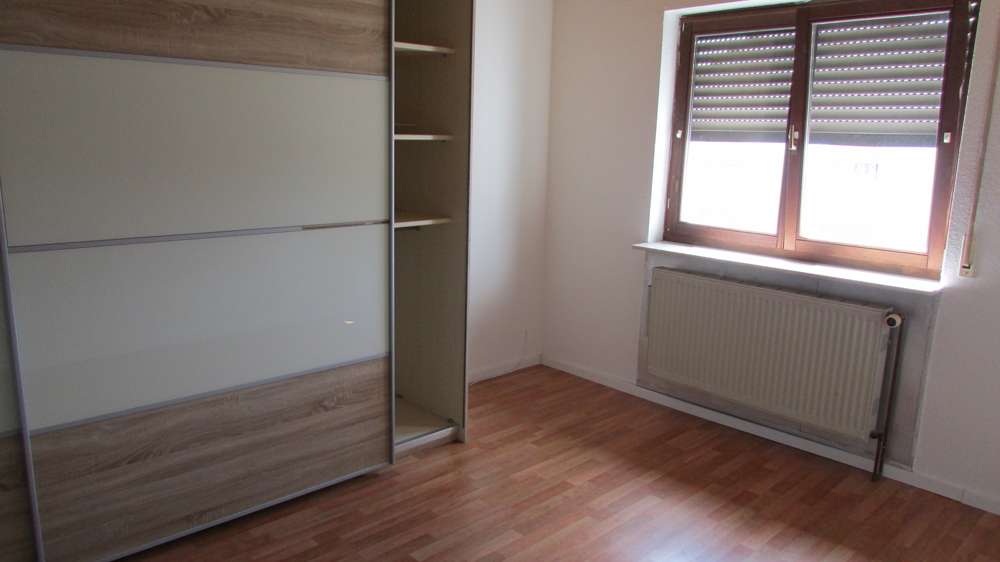 Immobilie in Hammersbach - Großes Zweifamilienhaus mit vielen Optionen in guter zentraler Lage! - Bild 3