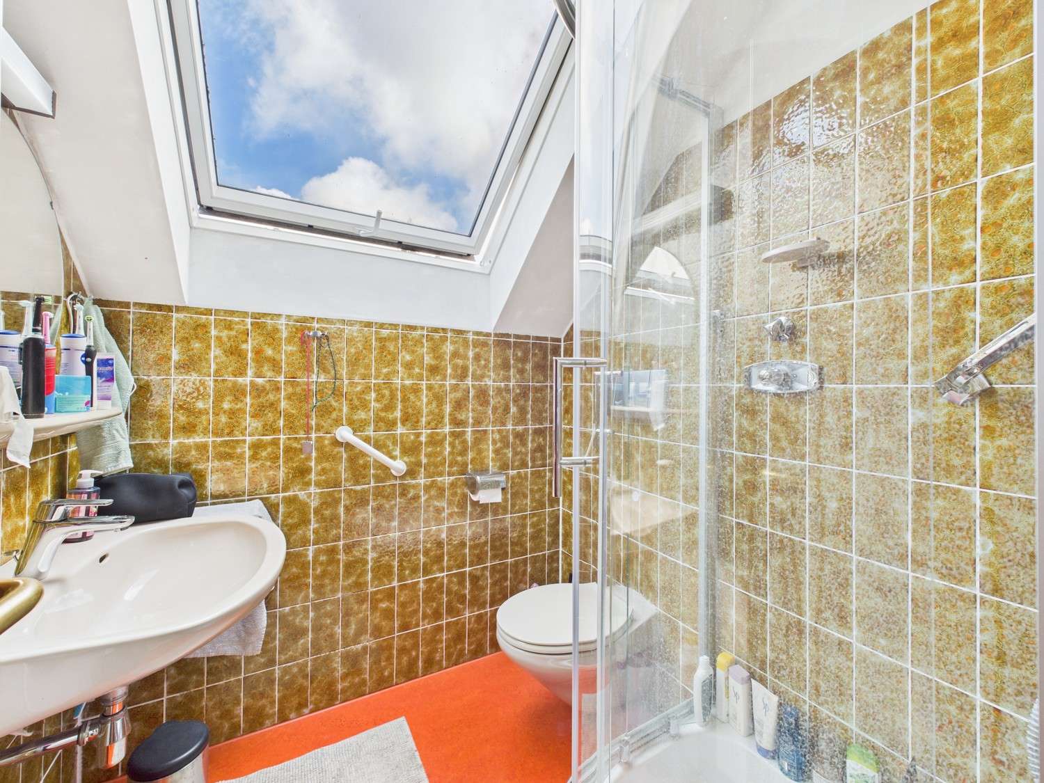 Immobilie in Detmold - Charaktervolles Wohnhaus, mit 3 bis 5 Wohneinheiten in Hiddesen! - Bild 2