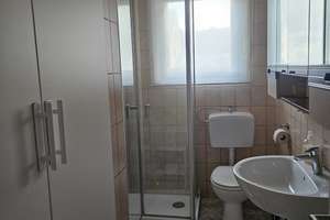 Möbliertes Zimmer in Koblenz-Metternich – Die vollständige Adresse der Immobilie erhältst du vom Anbieter., 56072 Metternich, Koblenz – Vorschaubild 6