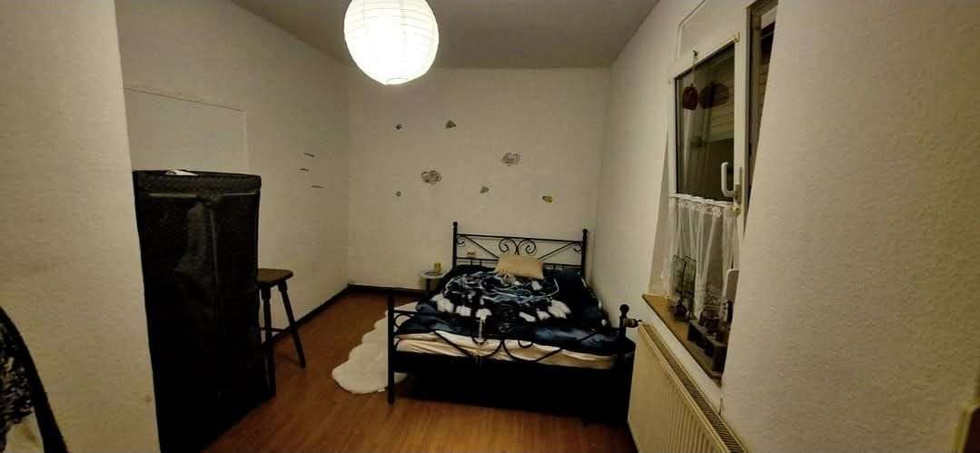 Immobilie in Nienburg (Saale) - Wohnen zentral an der Schule mit tollem Außenbereich! - Bild 2