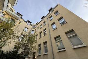 Ihr neues IMMOBILIEN QUARTIER: Schöne 3-Zimmer Wohnung mit Ausbaupotenzial in der Südstadt – Die vollständige Adresse der Immobilie erhältst du vom Anbieter., 30171 Südstadt, Hannover – Vorschaubild 2