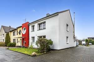 TOP Dreifamilienhaus in Duisburg-Buchholz