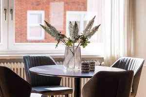 Frei und chic: City-Wohnung in gepflegtem Haus - sofortige Selbstnutzung in exklusiver Lage