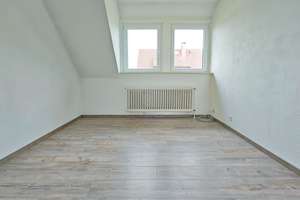 !! Freistehendes Ein-bis Zweifamilienhaus mit 2 Garagen in gefragter und ruhiger Lage von Grambke !! – Wörpedahler Straße 25, 28719 Burg-Grambke, Bremen – Vorschaubild 26