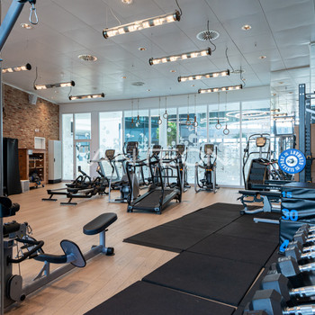 myhive I Terrasse  I Fitnessstudio | Kantine | Kino