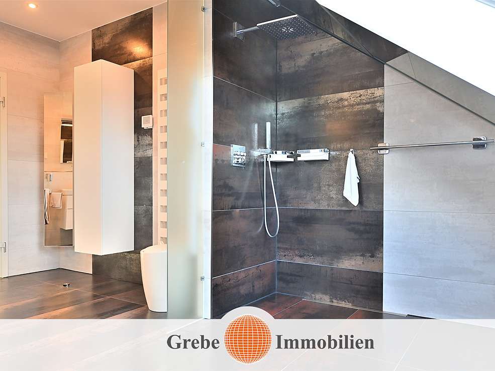 Immobilie in Fürstenwalde/Spree - Absolut hochwertiges Zweifamilienhaus mit 3 Bädern und Vollkeller! - Bild 14