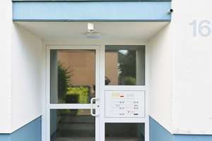 Gepflegte Etagenwohnung mit Balkon, Keller und TG-Platz in ruhiger Lage von Koblenz-Karthause – Die vollständige Adresse der Immobilie erhältst du vom Anbieter., 56075 Karthause Flugfeld, Koblenz – Vorschaubild 3