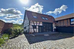 Vom Scheunenflair zum Wohntraum - historisches Anwesen, hochwertig saniert! – Südliche Hauptstraße 32, 61137 Main-Kinzig-Kreis – Vorschaubild 1