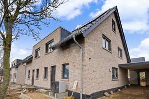 Modernes Familienglück: Energieeffiziente DHH mit PV, Wärmepumpe & Nebenkosten nur ca. 100 € mtl. – Die vollständige Adresse der Immobilie erhältst du vom Anbieter., 48485 Neuenkirchen – Vorschaubild 2