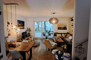 Wohnen mit Charakter: 2 2/2 Zimmer-Wohnung in Altona-Nord