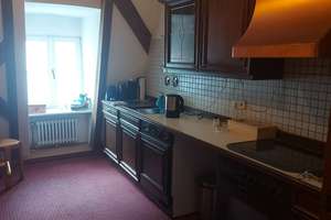 Altstadt Regensburg, Bismarckplatz: Großzügige 2 1/2 Zimmer-Dachgeschoss Wohnung mit großer Galerie – Die vollständige Adresse der Immobilie erhältst du vom Anbieter., 93047 Innenstadt, Regensburg – Vorschaubild 10