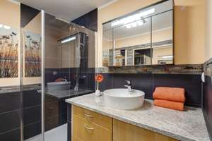 Aubing: Einziehen und wohlfühlen – 4 Zimmer, Westbalkon und Top-Zustand - Sofort bezugsfrei – Die vollständige Adresse der Immobilie erhältst du vom Anbieter., 81243 Aubing-Süd, München – Vorschaubild 9