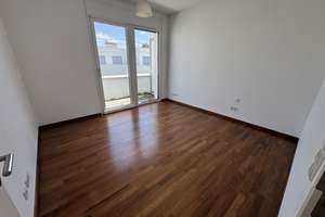 Exklusives Penthouse im Rosenpark * 2 TG Stellplätze * 2 Dachterrassen * Kamin – Robert-Koch-Str. 24, 70563 Vaihingen-Mitte, Stuttgart – Vorschaubild 12