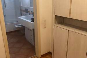  2-Raum-Souterrain-Wohnung mit Terrasse und EBK in Düsseldorf nähe Uni zum 1.08.2026 – Himmelgeister Str 64, 40225 Bilk, Düsseldorf – Vorschaubild 4